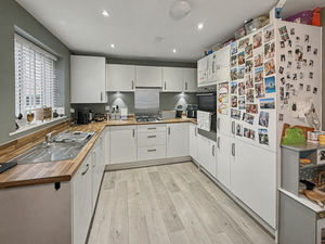 Photo 5- click for photo gallery